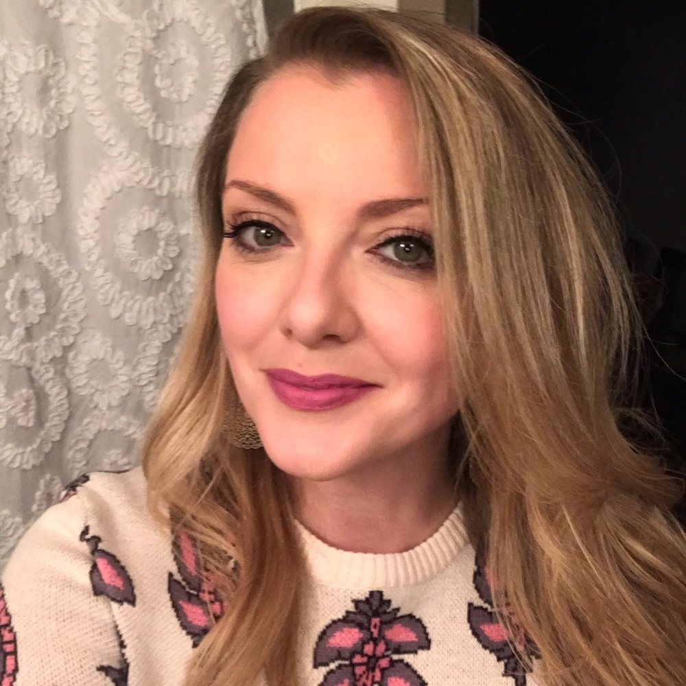 Meet your Posher, Danielle